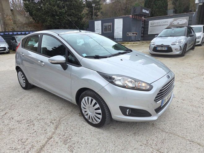 Cliquer pour voir la photo suivante Ford Fiesta Edition Gris de 2014