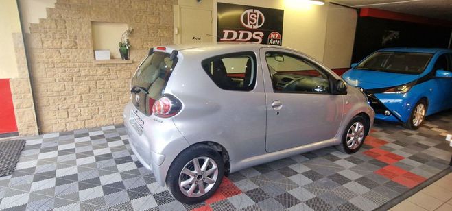 Toyota Aygo 1.0 I 68CV CITY Gris Clair de 2005