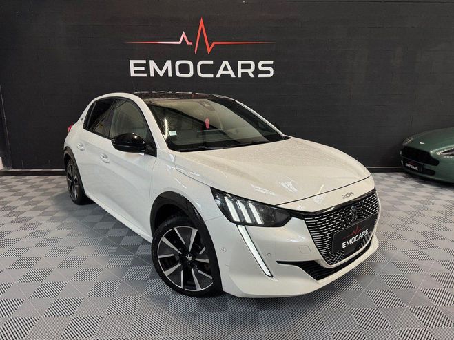 Cliquer pour voir la photo suivante Peugeot 208 e-208 136ch GT Blanc de 2020