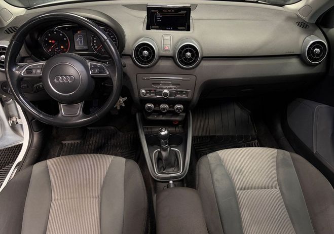 Audi A1 1.0 tfsi 95 ultra toit ouvrant Blanc de 2017