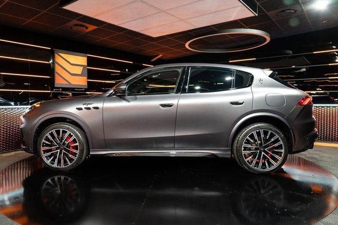 Maserati Grecale TROFEO 3.0l V6 530ch GRIGIO LAVA OPACO de 2022