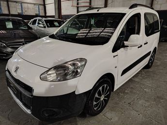  Voir d&eacute;tails -Peugeot Partner 1.6 e-HDi92 FAP Active BMP6 &agrave; Sainte-Genevi�ve-des-Bois (91)