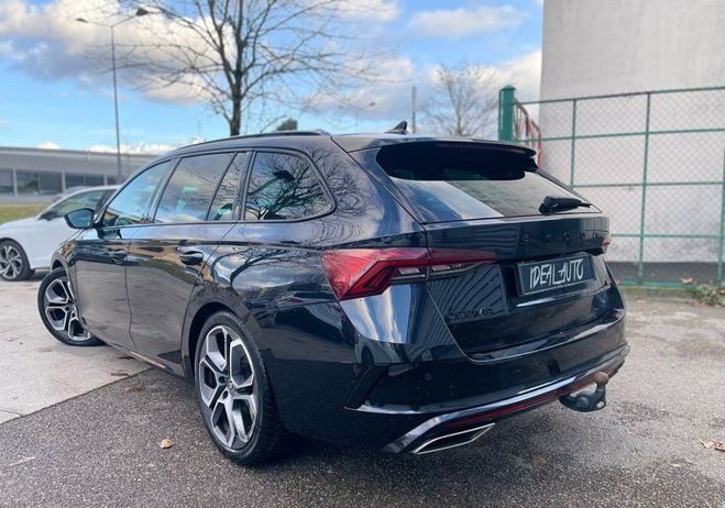 Skoda Octavia Combi 2.0 TDI 200ch RS DSG7. Toit Panora Noir de 2021