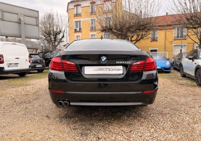 BMW Serie 5 (f10) 520d 184 ch confort bo�te auto ? 2 Noir de 2013