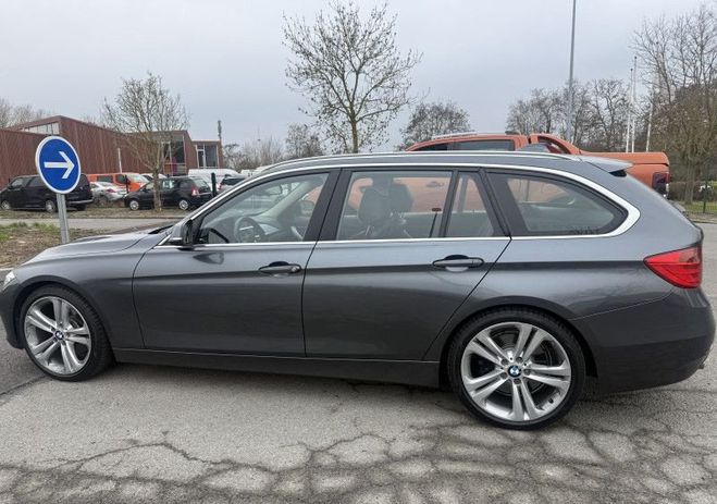 BMW Serie 3 TOURING (F31) 330DA 258CH LUXURY Gris de 2013