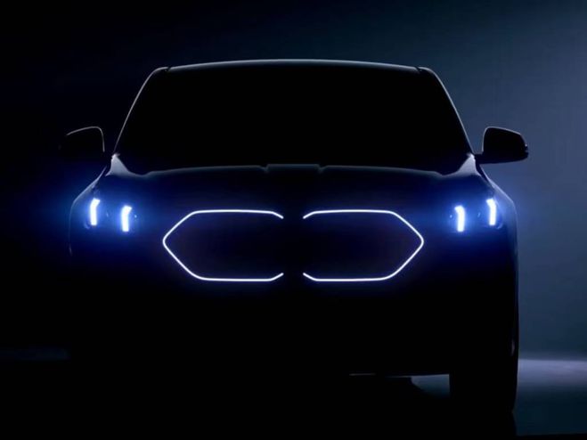 BMW X2 xDrive 20d Sport+M Shadow HeadUp Leder 3 Gris Gratte-ciel M�tallis� de 2024