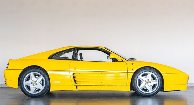 Ferrari 348 gtb 3.4l 320ch Jaune de 1993