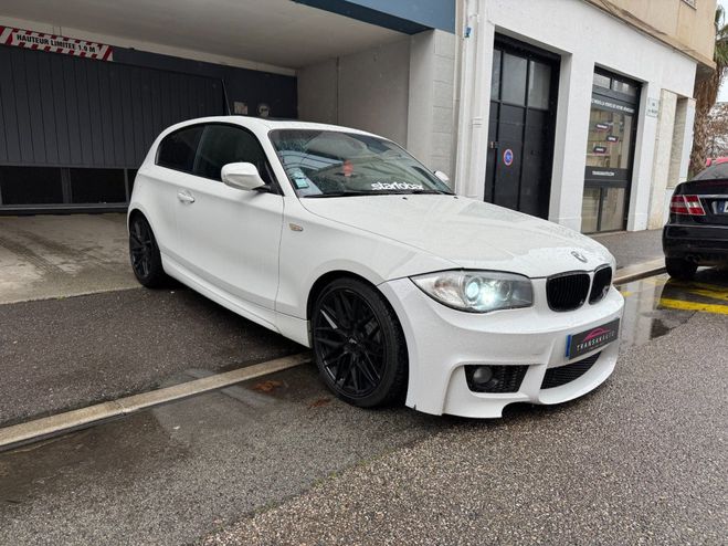 BMW Serie 1 E81 118d 143 CV Pack M ~ Toit ouvrant pa Blanc de 2010