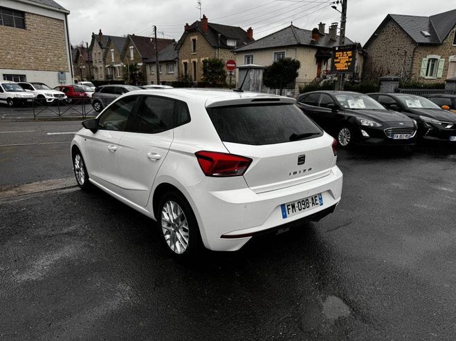 Seat Ibiza 1.0i - 80 S&S Urban gps   clim   radar A BLANC de 2019