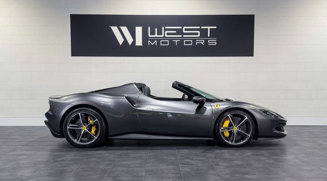 Ferrari 296 GTB GTS V6 3.0 830 ? 1�Main Fran�aise Carbon Gris de 2023