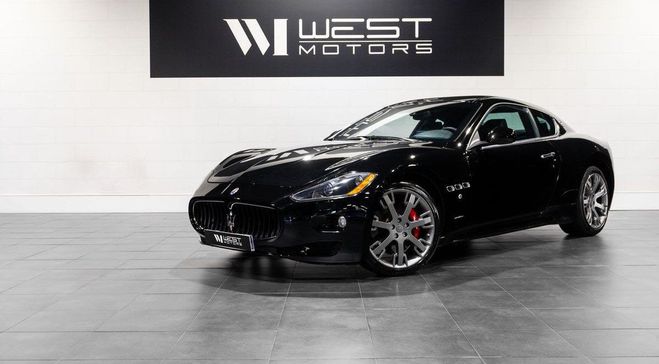 Cliquer pour voir la photo suivante Maserati Gran Turismo SPORT 4.7 V8 440 BVR ? Immat France Bose Noir de 2008