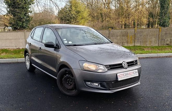 Volkswagen Polo V 1.6 TDI 90 TRENDLINE 5PTS Gris de 2013