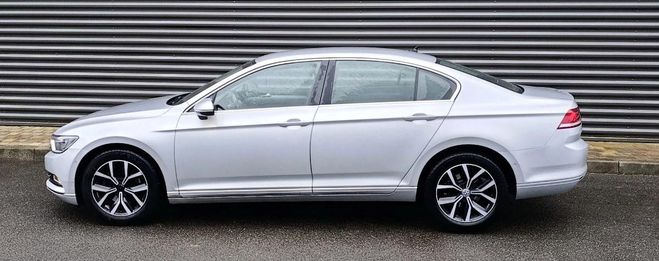 Volkswagen Passat VIII 2.0 TDI 150 CONFORTLINE BV6 Gris de 2015