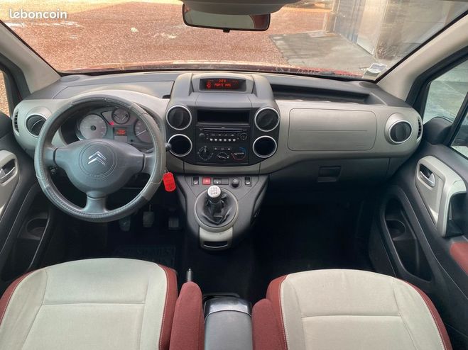 Citroen Berlingo 625kg 1.6 hdi 75 confort garantie 3 mois Rouge de 2009