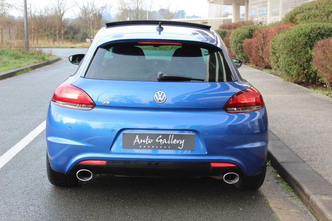 Volkswagen Scirocco SCIRROCCO R 265 CH DSG BLEU METAL de 2012