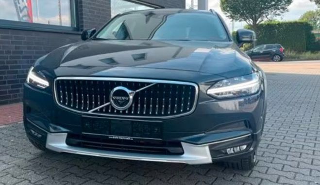Volvo V90 Cross Country D5 AWD 235ch Luxe Geartron gris daytona nacr� metal de 2017