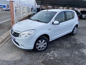  Voir d&eacute;tails -Dacia Sandero 1.5 dCi 70 eco2 Laur�ate &agrave; Cournon-d'Auvergne (63)