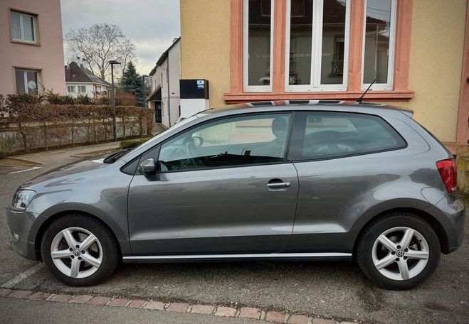 Volkswagen Polo 1.2 tsi 105 highline dsg7 bva garantie 6 Gris de 2014