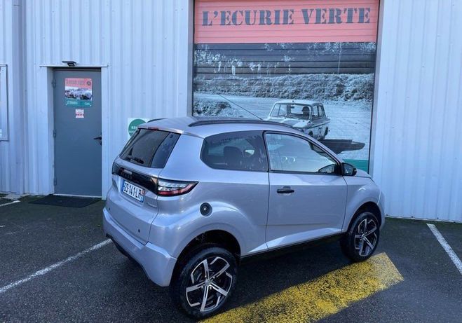 Aixam CROSSOVER premium 1 er main �tat neuf cuir cam�ra  Gris de 2024