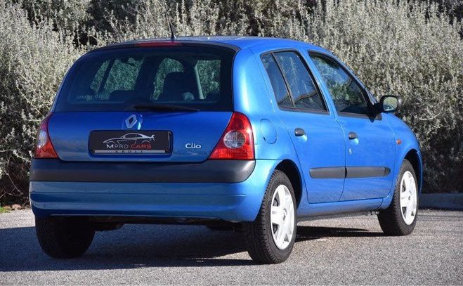 Renault Clio 2 1.2 75ch EXPRESSION phase Bleu de 2001