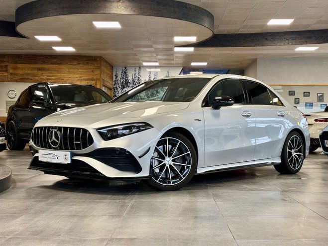 Mercedes Classe A A IV 35 AMG 4MATIC 8G SPEEDSHIFT DCT Gris Clair Metal de 2023