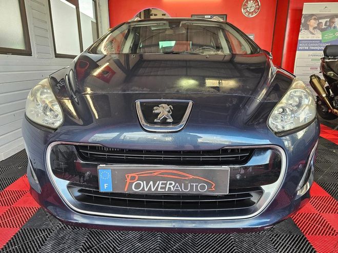 Peugeot 308 1.6 hdi 220000kms Bleu de 2011