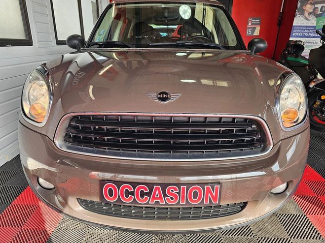 Mini One country 151023KMS Marron de 2012