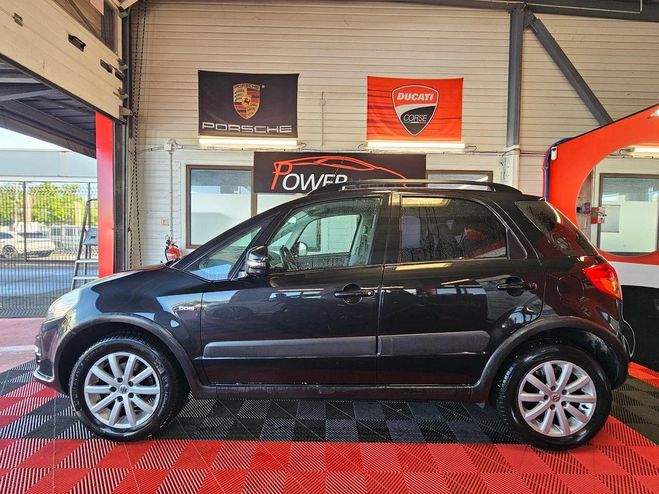 Suzuki SX4 S-Cross Sx-4 2.0 ddis 214021KMS Noir de 2011