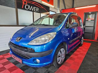  Voir d&eacute;tails -Peugeot 1007 hdi 227025KMS &agrave; Blois (41)