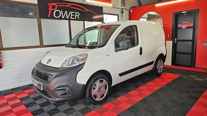 Cliquer pour voir la photo suivante Fiat Fiorino 1.3 jtd ** TVA récupéeable ** 100449KMS Blanc de 2020