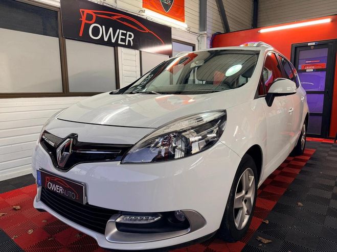 Cliquer pour voir la photo suivante Renault Megane gd scenic 7 PLACES 126000kms Blanc de 2016