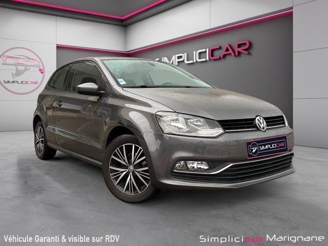 Cliquer pour voir la photo suivante Volkswagen Polo 1.0 60 Série Spéciale Allstar Naviguatio Gris de 2016