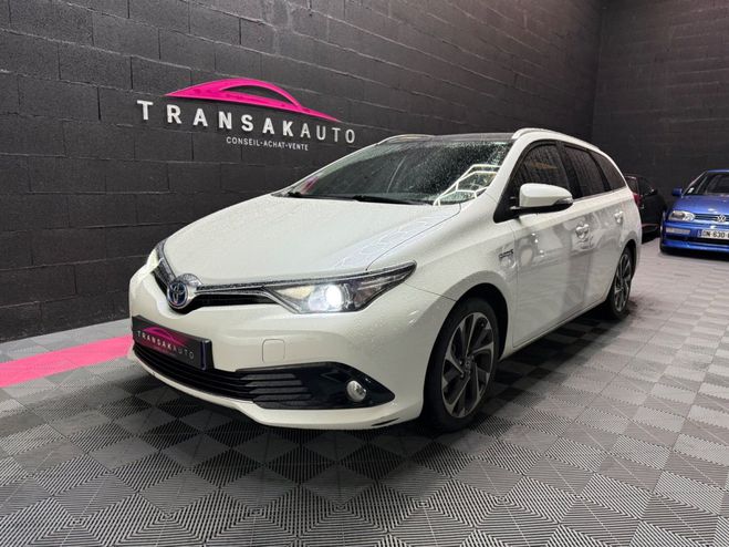 Toyota Auris HYRIDE SPORT 1.8 136CH DYNAMIC Blanc de 2015