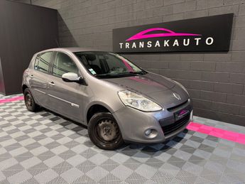  Voir d&eacute;tails -Renault Clio III 1.2 16V 75 Zen &agrave; H�genheim (68)