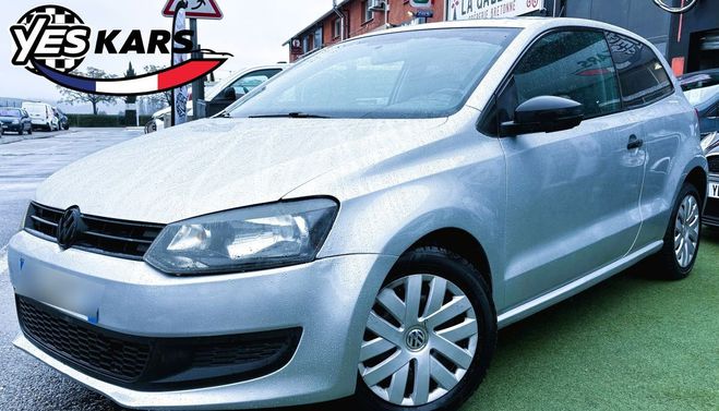 Cliquer pour voir la photo suivante Volkswagen Polo 1.2 70ch Confortline 3p-MOTEUR A CHAINE Gris de 2011