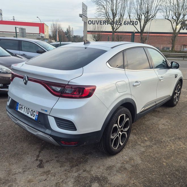 Renault Arkana (2) 1.6 E-TECH HYBRIDE 145 ESPRIT TVA R� Blanc de 2022