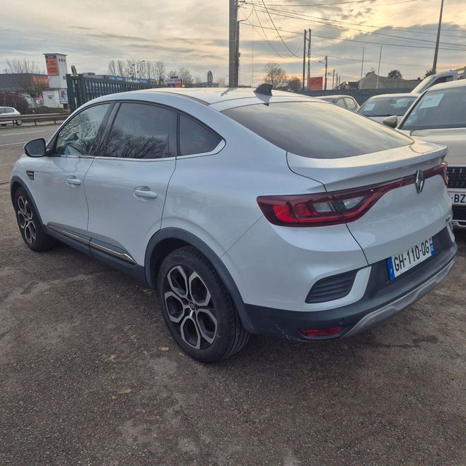 Renault Arkana (2) 1.6 E-TECH HYBRIDE 145 ESPRIT TVA R� Blanc de 2022