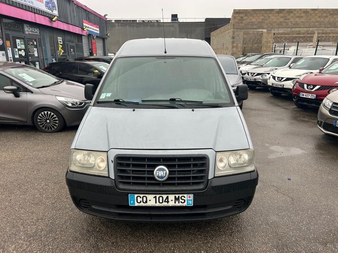 Fiat Scudo FOURGON TOLE BUSINESS COURT 815 1.9 D TV Gris fonc� de 2004