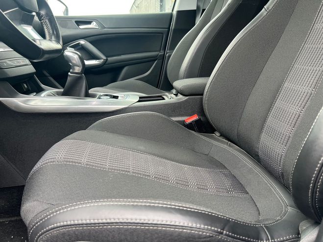 Peugeot 308 II 1.2 S&S 110 ALLURE BELLE FIABLE  Blanc de 2018