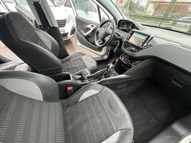 Peugeot 2008 1.2 VTI 82 ALLURE 36000KM BELLE Blanc de 2014