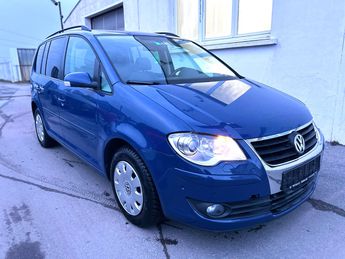  Voir d&eacute;tails -Volkswagen Touran Sportline DSG &agrave; Avrainville (91)