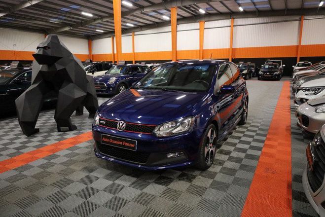 Cliquer pour voir la photo suivante Volkswagen Polo 1.4 TSI 180CH GTI DSG7 3P Bleu F de 2013