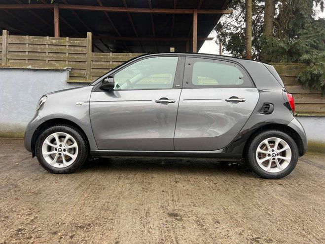 Smart Forfour 1.0i Passion 5 porte (clim led jallu ect Gris M�tallis� de 