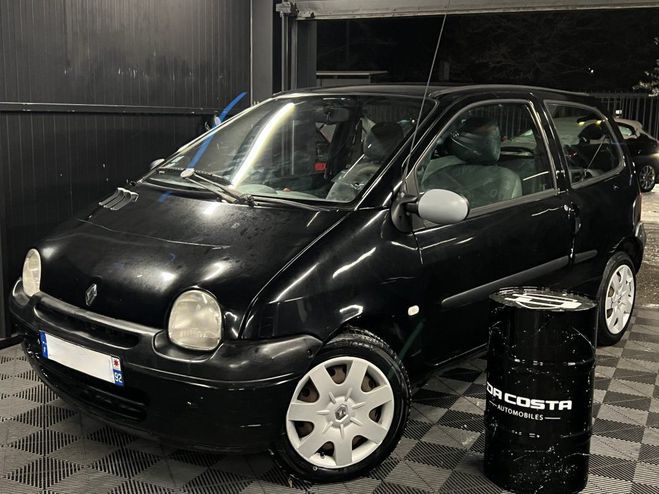 Cliquer pour voir la photo suivante Renault Twingo I 1 PHASE 2 1.2 60 Cv - GARANTIE 1 AN Noir de 2005