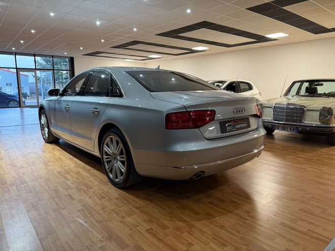 Audi A8 V6 3.0 TDI 250 DPF Quattro Avus Tiptroni Gris de 2011