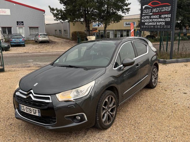 Cliquer pour voir la photo suivante Citroen DS4 HDi 110 FAP So Chic Gris de 2011