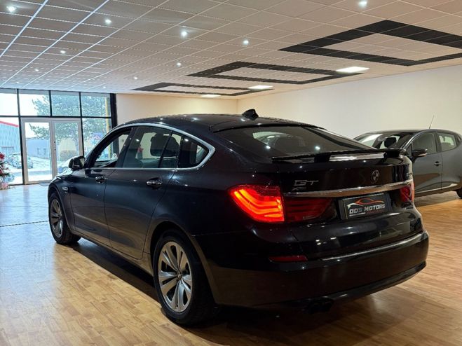 BMW Serie 5 Gran Turismo 530d xDrive 245 ch Luxe A Noir de 2011