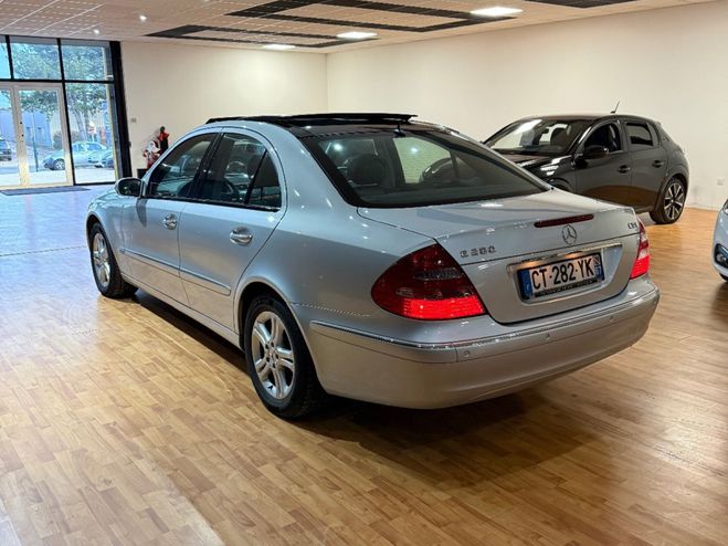 Mercedes Classe E 280 CDI El�gance A Gris de 2006