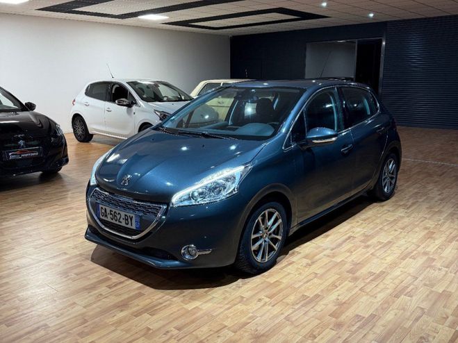 Cliquer pour voir la photo suivante Peugeot 208 BUSINESS 1.6 e-HDi 92ch FAP BVM5 Pack Gris de 2013