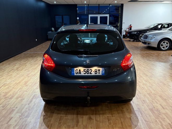 Peugeot 208 BUSINESS 1.6 e-HDi 92ch FAP BVM5 Pack Gris de 2013